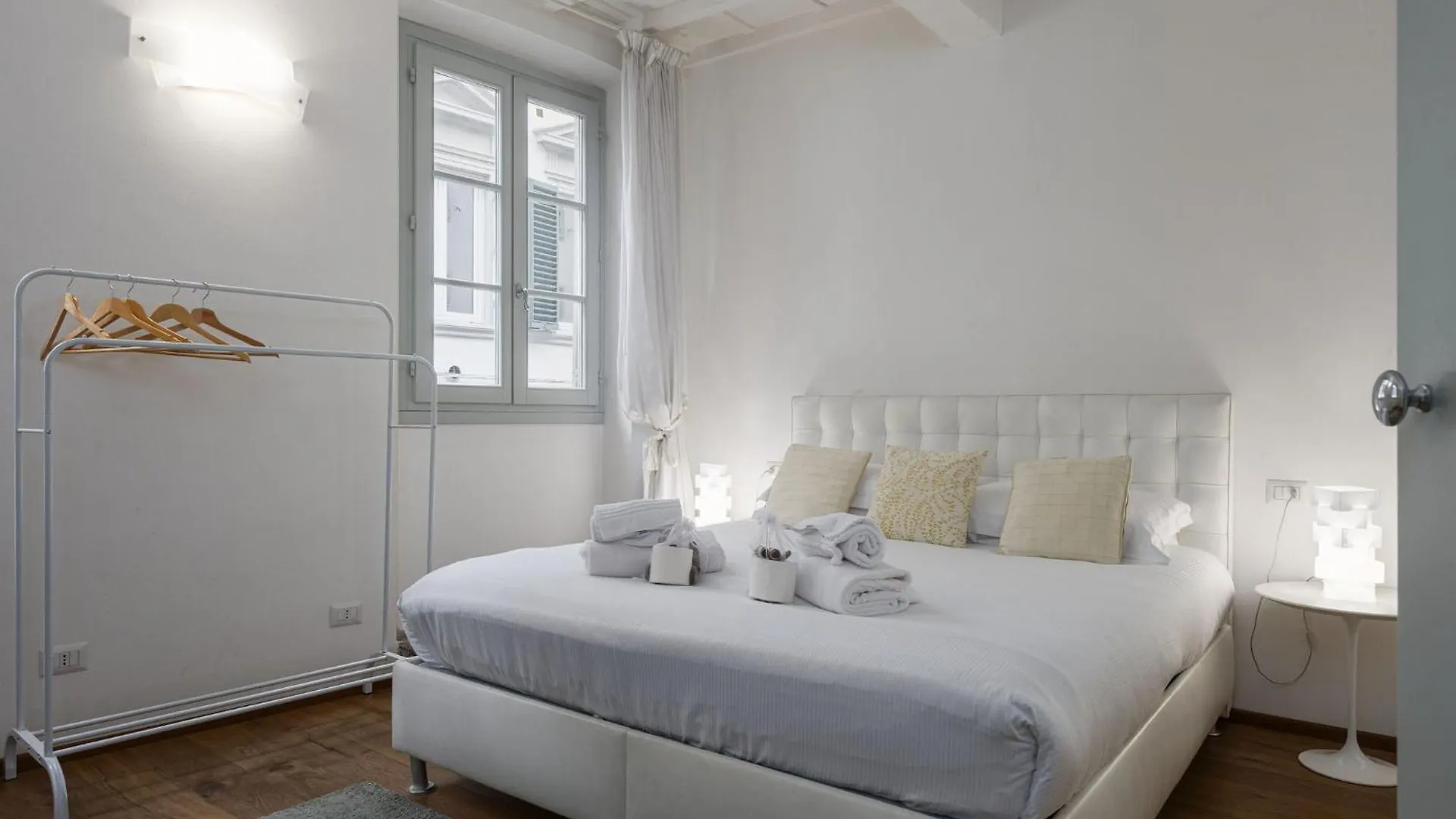 Unyca - Quiet And Central Living In Florens